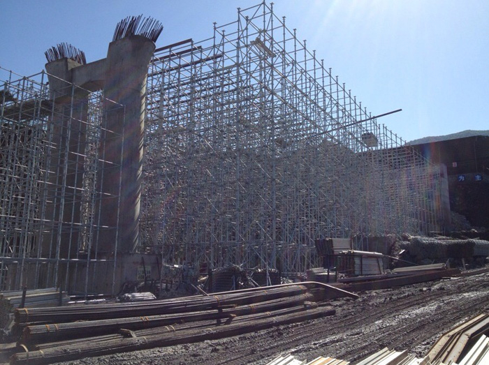 錫林郭勒盟盤(pán)扣式腳手架租賃